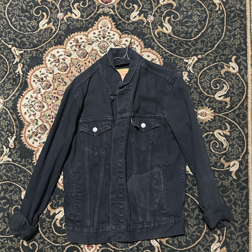 Levi’s Black Denim Jacket – Size S